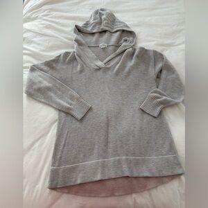 Market & Spruce women’s XL hooded sweater